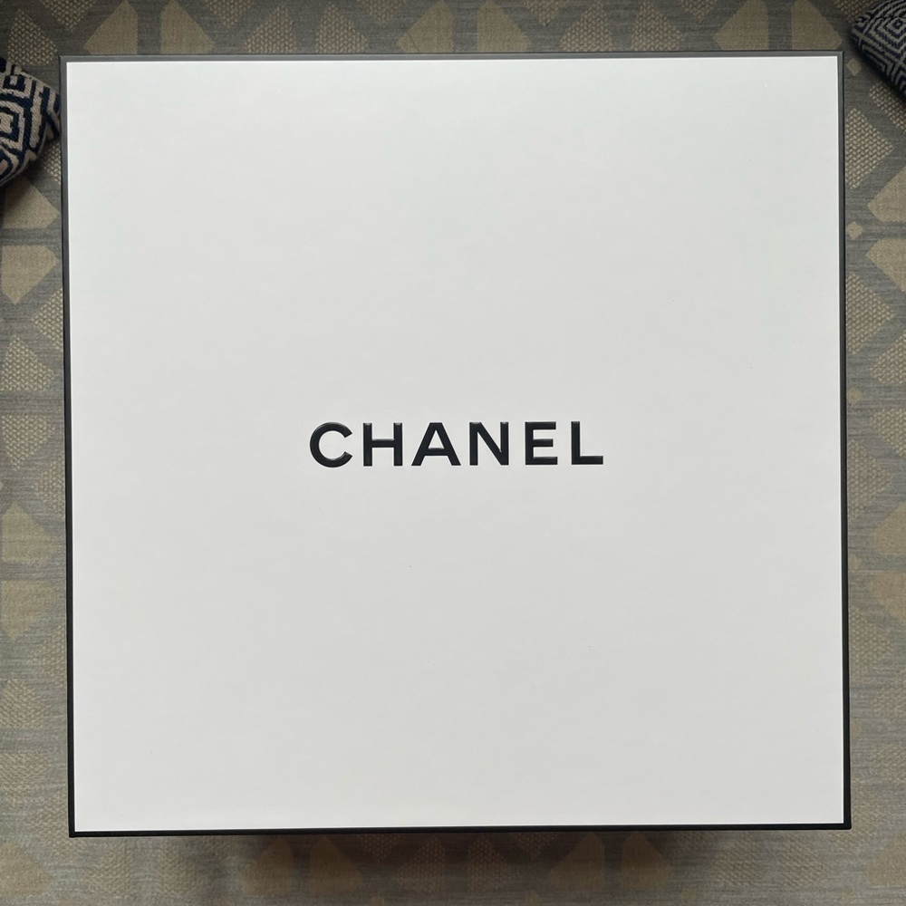 𝅺chanel Beauty Empty Box